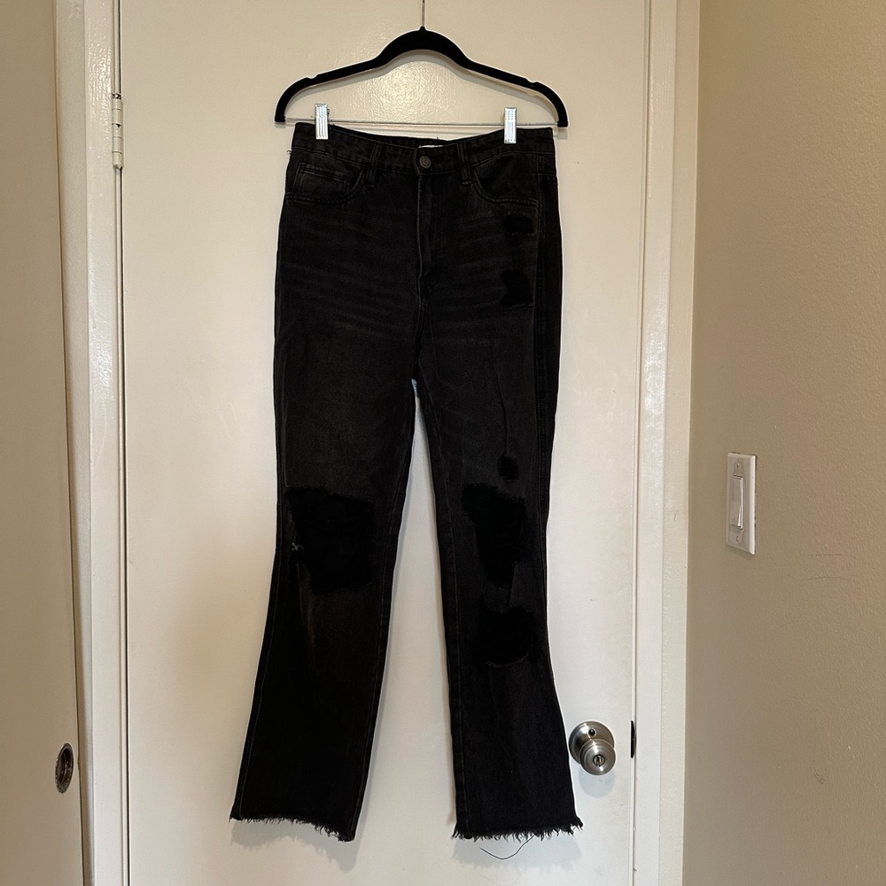 Black Distressed Women's Jeans